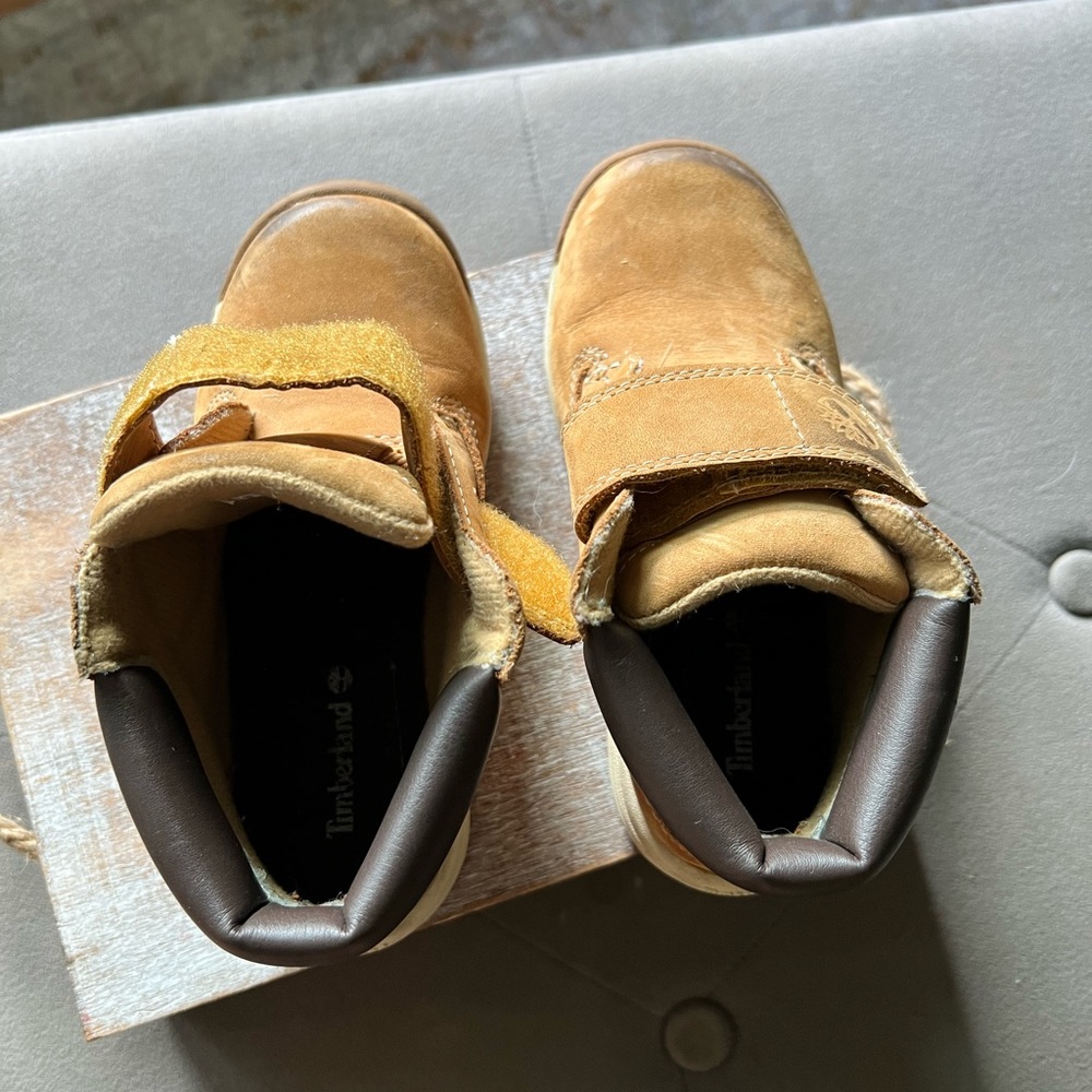 Timberland toddler 10 Velcro boot - Picture 3 of 7